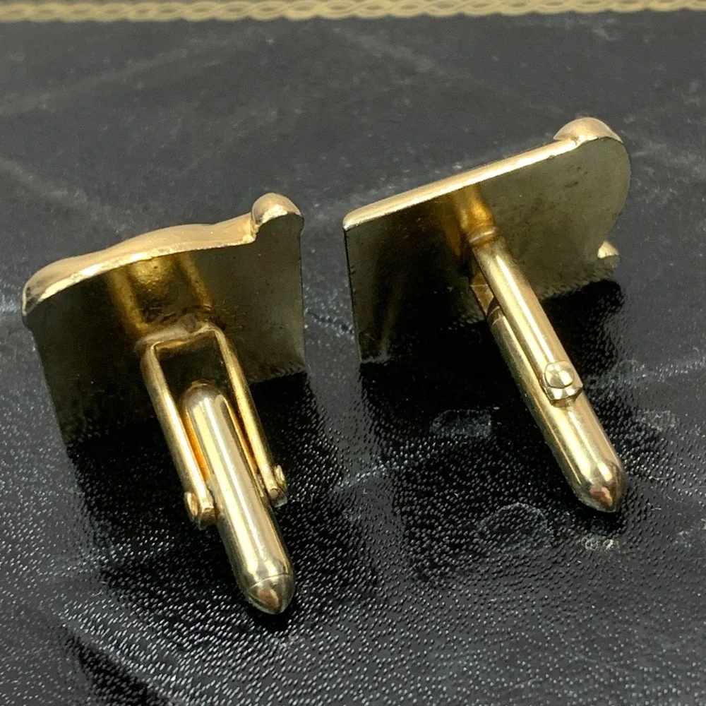 Vintage Swank Cufflinks Gold Tone Textured Square with Ornate Scroll‎ Design